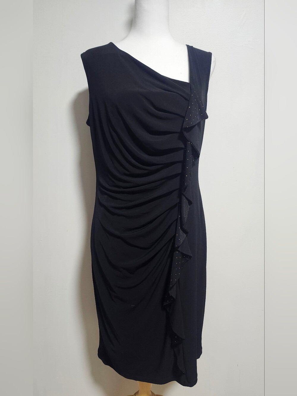 Carole Little Elegant Black Sleeveless Ruffle Sheath Dress